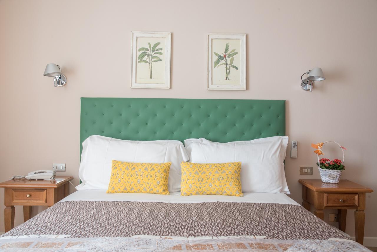 Hotel Antica Stallera Cannobio Exterior photo